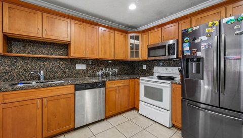 401 S 57th Terrace