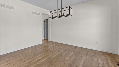 302 Windmill View Court