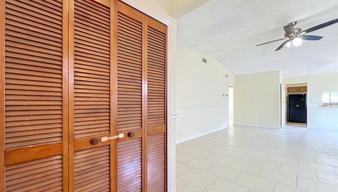 7122 Harbor Heights Cir