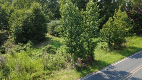 3601 Lanesboro Rd
