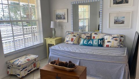 4171 Sawgrass Point Dr