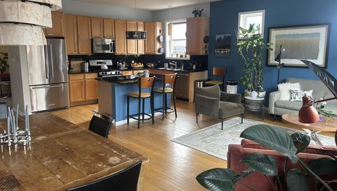 4149 N Kenmore Ave #3s