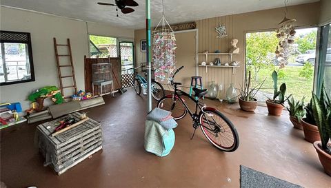 3847 Edgewood