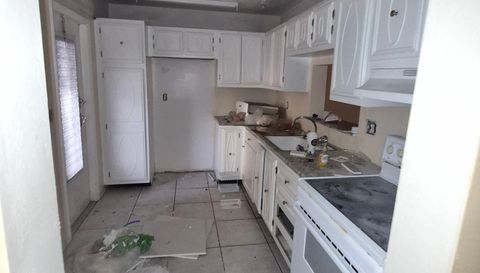 3940 NW 42nd Ave Apt 122