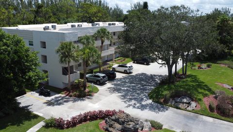 501 Forest Lakes Blvd