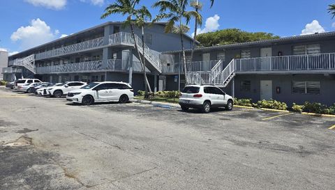 1401 NW 103rd St #139