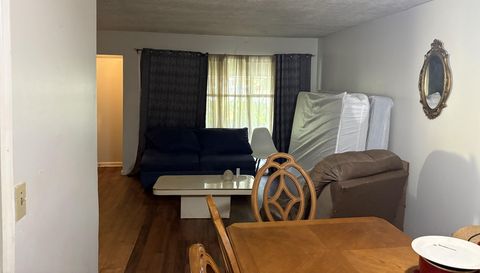 2608 Yale Terrace