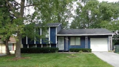 18106 Charlemagne Avenue