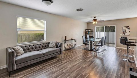 688 CRESTING OAK CIRCLE