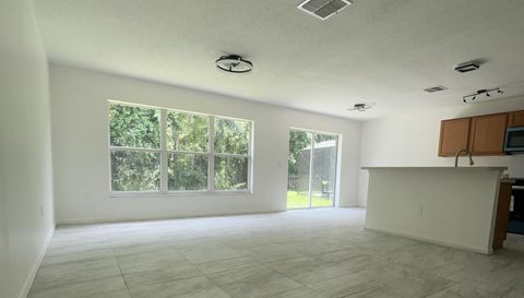 4502 Philadelphia Cir