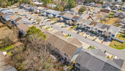 1815 Pointed Leaf Ln