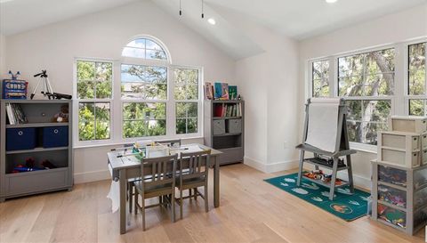 2174 MCCLELLAN PARKWAY