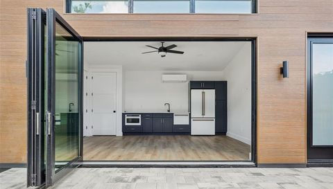 708 W KENTUCKY AVENUE