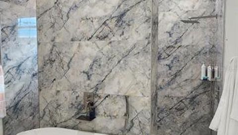 4210 THONOTOSASSA ROAD