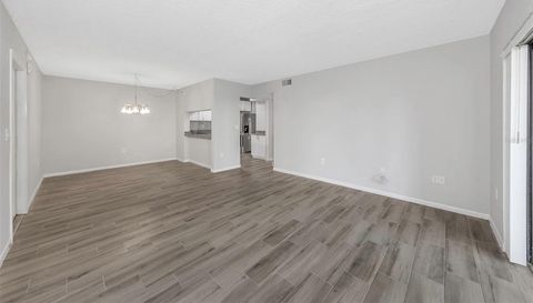 3166 LAKE PINE WAY S