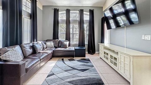 8401 CRYSTAL COVE LOOP