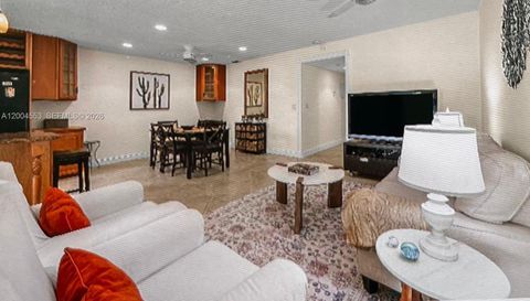 13990 Nesting Way