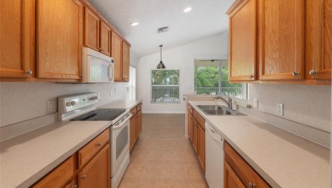 4570 SW 52ND CIRCLE