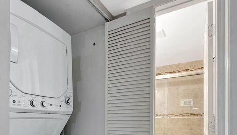 10249 N Military Trl