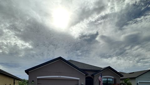 939 Remington Green Dr SE