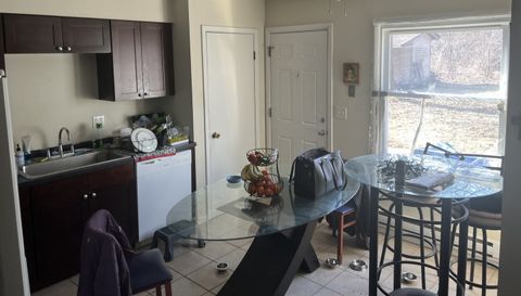 1060 & 1062 N Highland Avenue