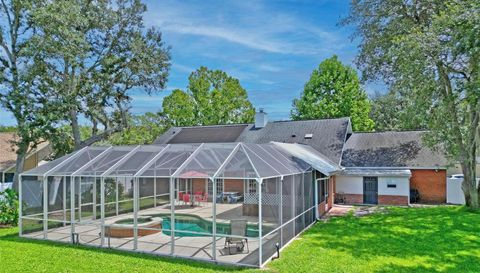 27 WINDING CREEK WAY
