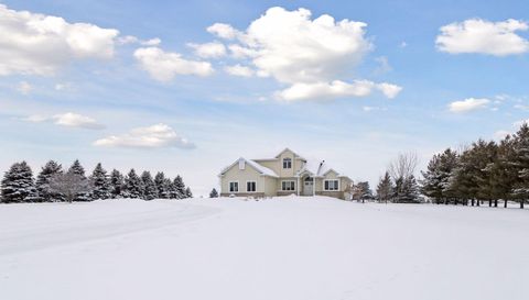 2728 Headland Court SW