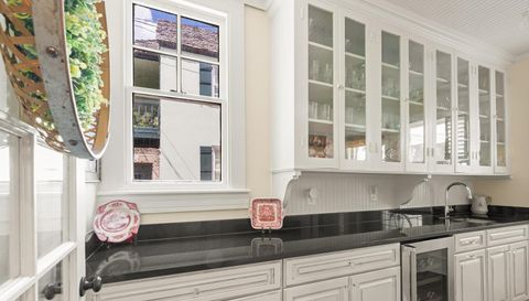 174 Avenida Menendez