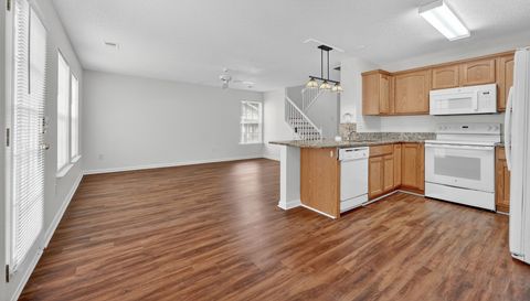 109 Darby's Crossing Ct