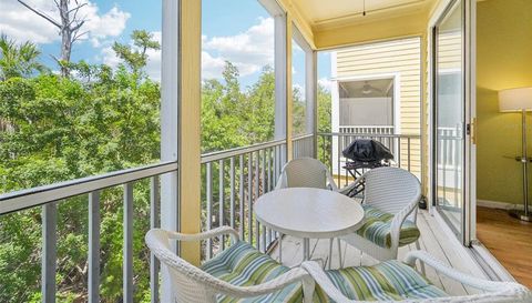 660 CEDARS COURT