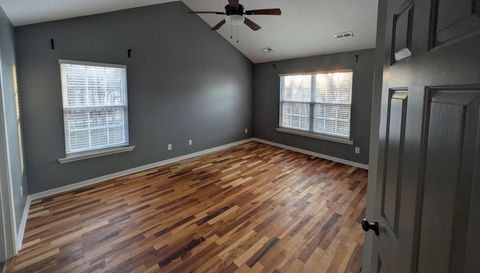 226 N Orchard Farms Ave