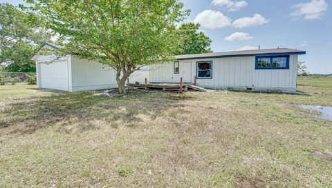 1814 Broadhead Rd