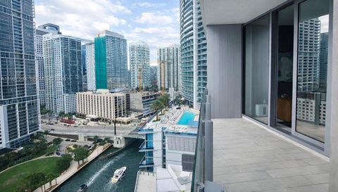 300 Biscayne Blvd Way