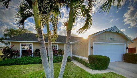 3530 Egret Dr