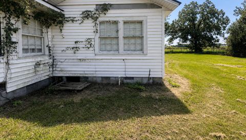 162 Brookfield-Lenox Rd