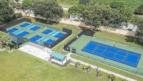 9026 Pumpkin Ridge Rd