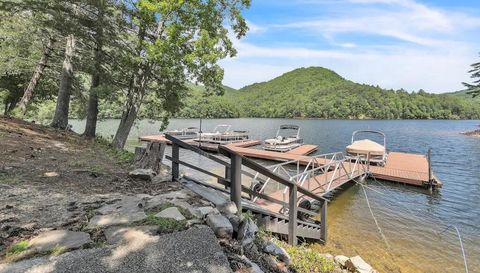 14 E Saddle Notch Ln