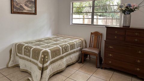 2053 NW 31st Pl
