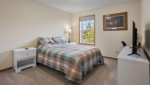 10910 Goodhue Street NE