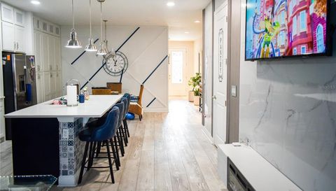 180 LAKE SMART CIRCLE