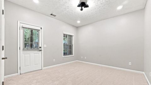 3684 Lantern Walk Ln