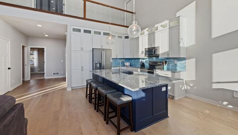 6810 231st Street W