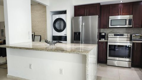 9195 Fontainebleau Blvd APT 6