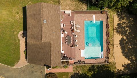 23 Josica Dr