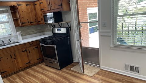 1211 Robinwood Rd Decatur