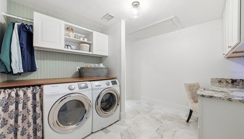 344 W RIO VISTA COURT