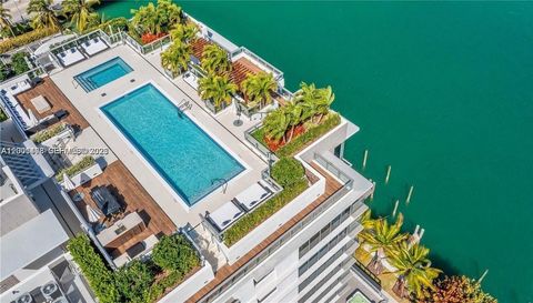 9521 E Bay Harbor Dr