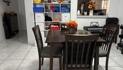 8415 SW 107th Ave APT 261W