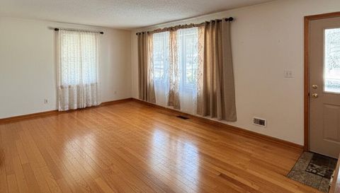 10025 Wentworth Ave S