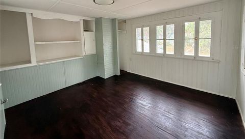 814 E INDIANA AVENUE